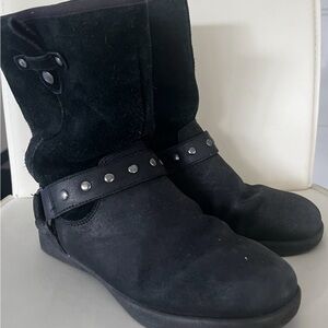 UGG Moto Boots Black Size: US Big Kids 5 EUR 35